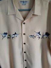 Hook@Tackle mens button down S/S shirt