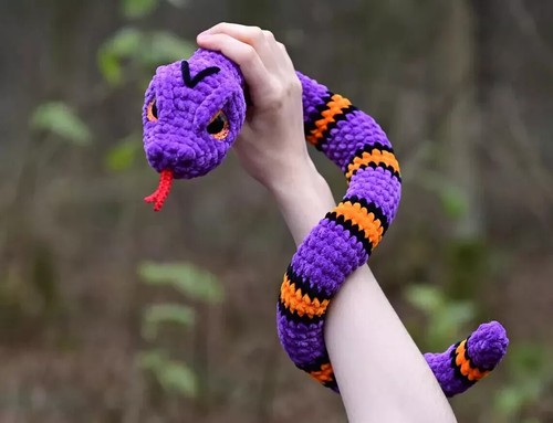 Snake Crochet Pattern PDF – 80 cm Amigurumi DIY Tutorial (German & English) - Picture 2 of 6