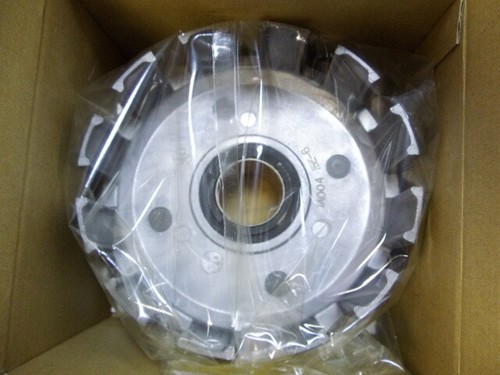 Yamaha RD350LC RD350YPVS RZ350 Clutch Basket OEM Primary Gear #62 31K-16150-11 - Imagen 3 de 7