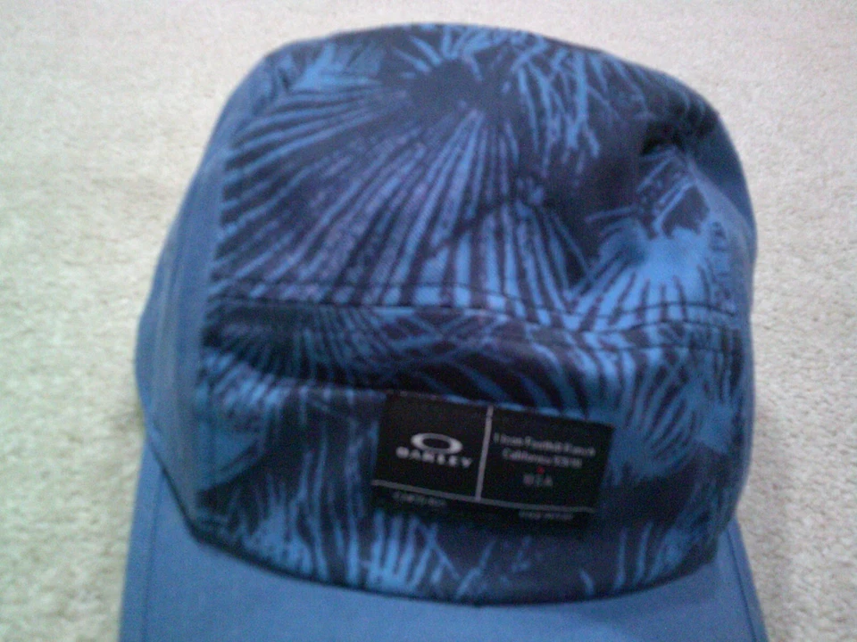 Oakley 5 Panel Hat Cap Blue Floral - Image 2 of 4