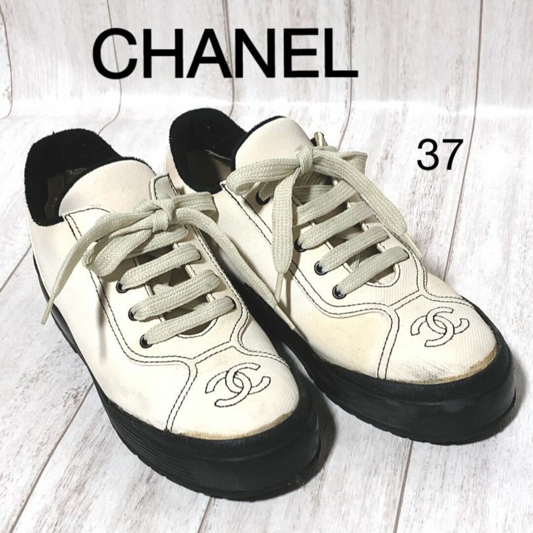 Chanel Sneakers Vintage 37/Chanel 98C Here Mark Logo Women Chanel Sneakers Vintage 37/Chanel 98C Here Mark Logo Women