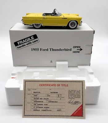 1955 Ford Thunderbird Convertible Yellow Danbury Mint 1:24 Diecast in Box