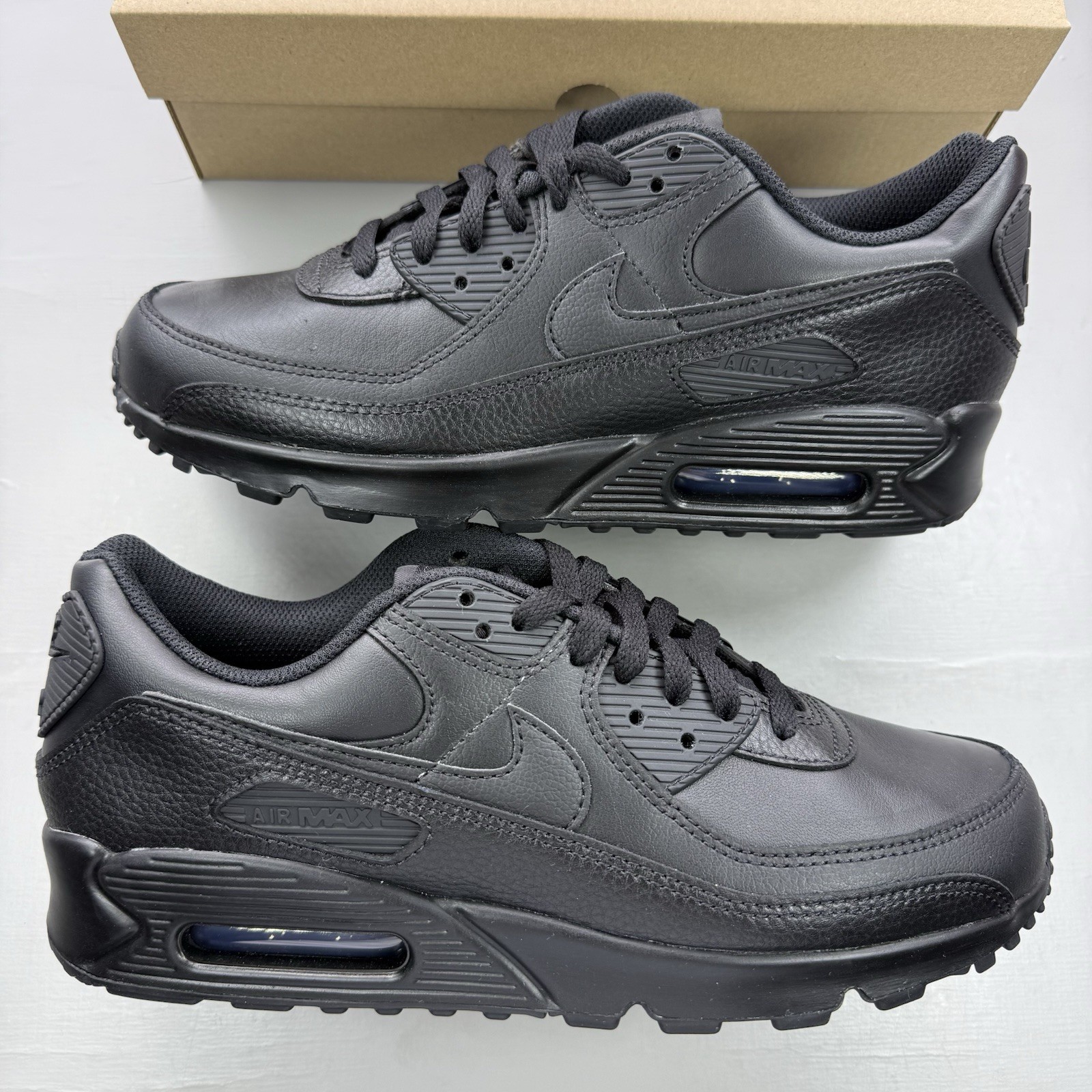 Size 9 - Nike Air Max 90 Leather Triple Black Trainers CZ5594-001 image 6