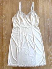 Vintage Women s Wonder Maid Full Slip Dress Beige Size 40