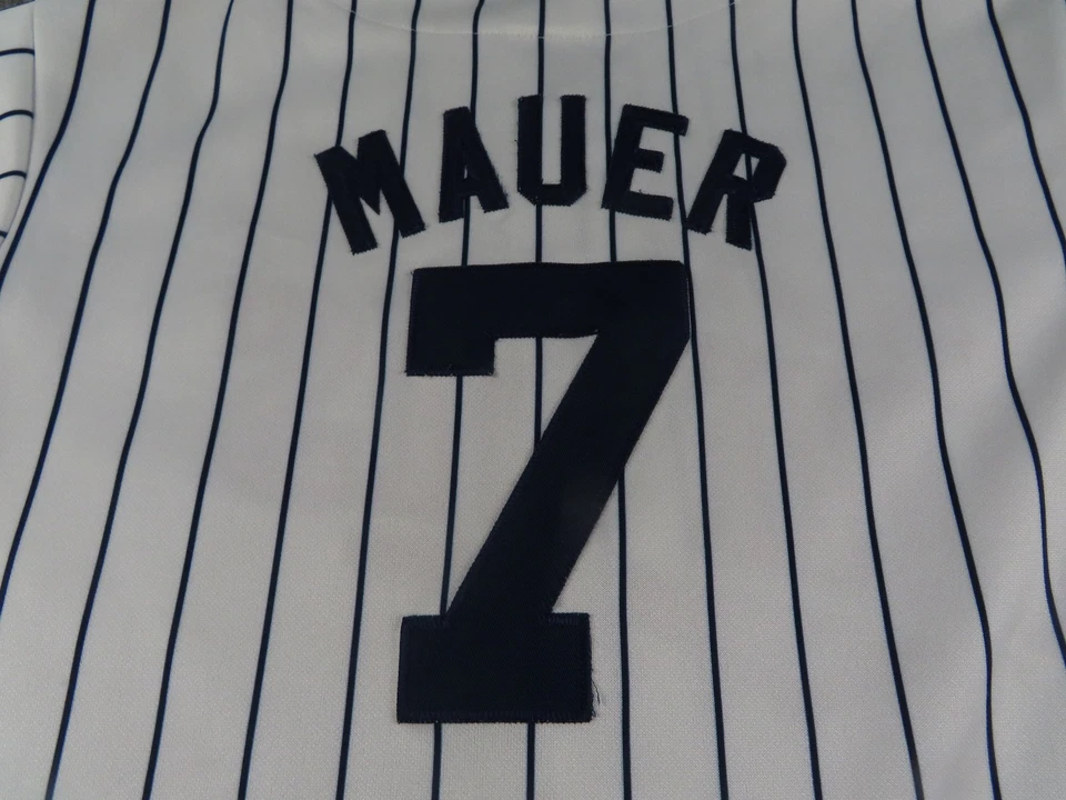 Camiseta deportiva de los Mellizos de Minnesota para jóvenes niños mediana MAUER #7 majestuosa MLB cosida de béisbol Foto 4 de 4