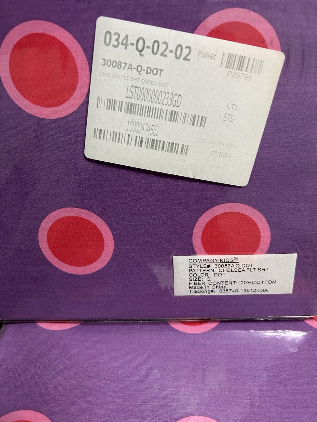 The Company Store Queen Flat & Fitted Sheet Set 100 % cotton (Chelsea Dot)  Pink