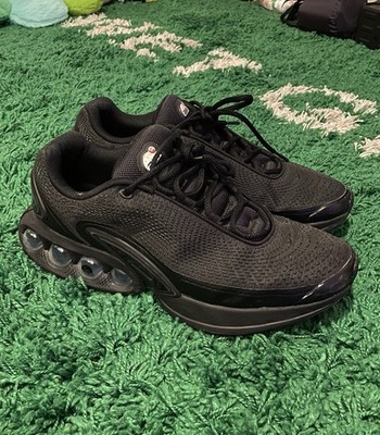 Nike Mens 10.5 Air Max DN Triple Black DV3337 006 Lifestyle Shoes