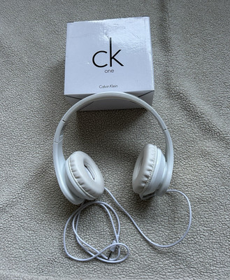 Calvin Klein CK one On-Ear Kopfhörer Kopfbügel mit Kabel 3,5mm Weiß/Gold