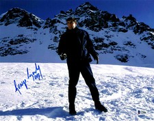 George Lazenby Signed 11x14 Photo James Bond 007 with Beckett COA