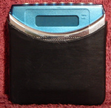 VINTAGE Philips AE6780 AM/FM Pocket Radio