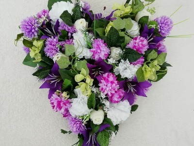 Artificial Flower Heart Wreath 16" - Purple lillies and whites | eBay