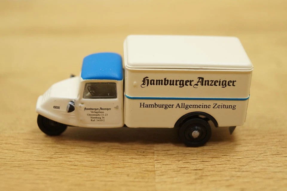 HO 1:87 NPE NA 88163 Triciclo Goliath GD 750 Con Scocca " Hamburger Anzeiger " - Immagine 3 di 4