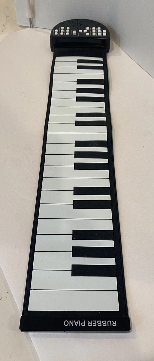 Fold 2024 up piano