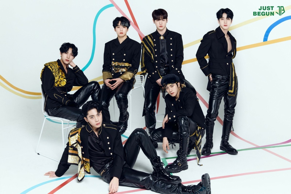 K-POP JUST B 2nd Mini Album JUST BEGUN CD+Photobook+2p P.Card+