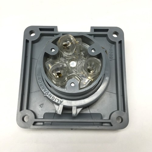 Hubbell HBL2620SW Watertight Safety Twist-Lock Receptacle 30A, 2P, 3-Wire L6-30R - Picture 5 of 6