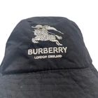 Chapeau seau concasseur homme Burberry x Supreme noir et blanc brodé signature