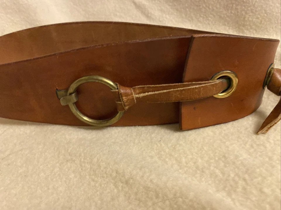 Cinturón de cuero vintage años 60 hecho a mano ALLAN BLOCK con hebilla de latón herrajes Foto 3 de 4