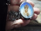 A LOVELY MINIATURE FAUX PEARL BEAD ROSARY IN A LADY OF FATIMA LOCKET/NECKLACE — photo 2