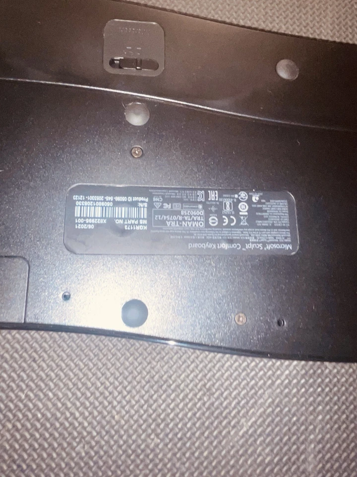 Microsoft Ergonomic Keyboard with Wrist Rest, Wireless Design - Image 4 of 4