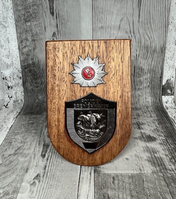 Polizei Bremerhaven Deutschland IPA Holz Metall Schild Wandrelief Wappen Verleihung Abzeichen