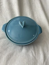 Blue Ayesha 2.5 Qt Covered Heart Baking dish Casserole