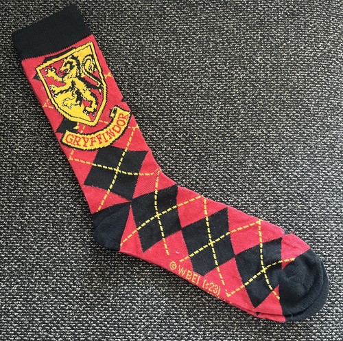 Harry Potter Hogwarts Griffindor lässige Herrensocken, 3er-Pack, Größe 6-12 ohne Etikett - Bild 3 von 3