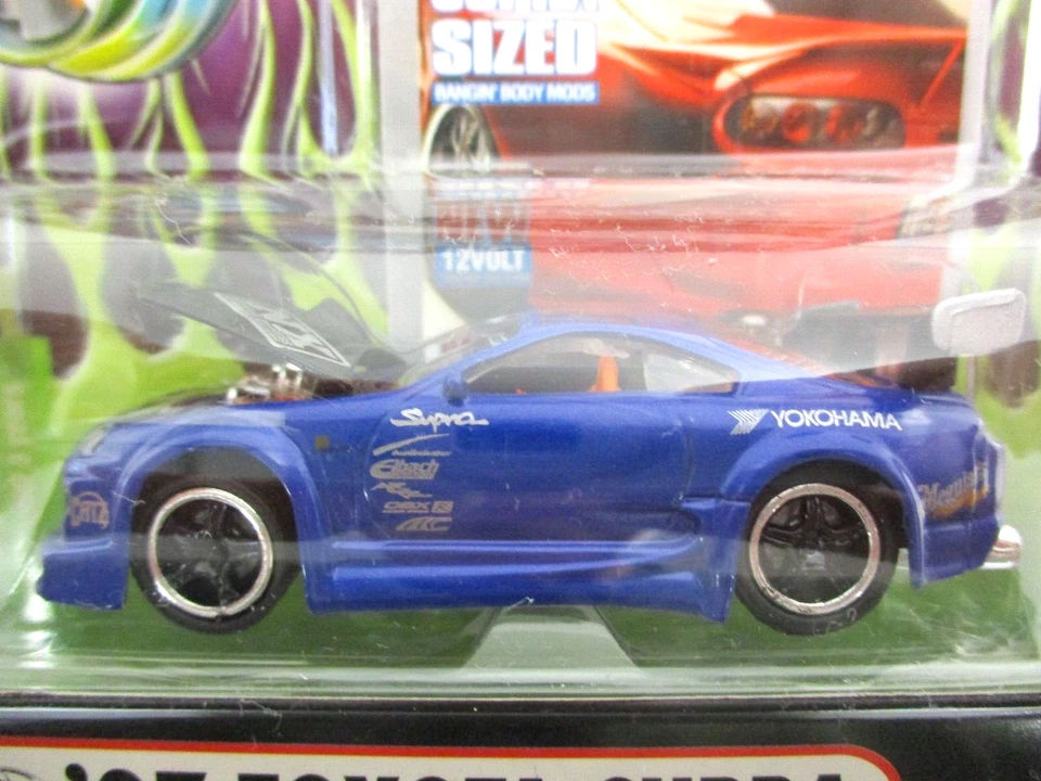 SINTONIZADOR DE IMPORTACIÓN FUNLINE MUSCLE MACHINES - 1997 TOYOTA SUPRA (AZUL) - 1/64 Foto 2 de 4