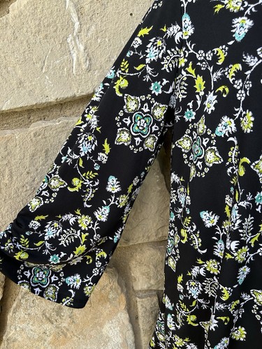 NEW DIRECTIONS Tunic Top 1X Black Multicolor Floral Easy Care Knit Long Slv EC - Picture 7 of 12