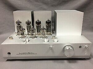 LUXMAN SQ-N100 Neo Classico series. A full-function integrated amplifier  that ac