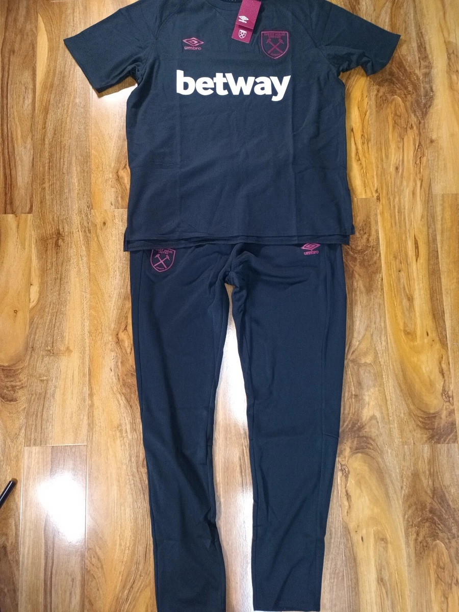 Pull Training Umbro West Ham United - Homme Taille M - Vert - Longues Manches - Occasion TB