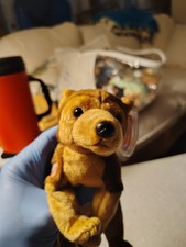 Ty Beanie Baby Courage - MWMT (Dog NYPD)