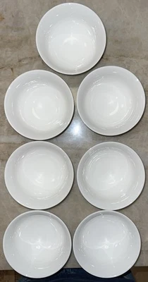 New Set of 7 Coupe Cereal Bowl Traditions Heirloom by Wedgwood - Image 1 of 4