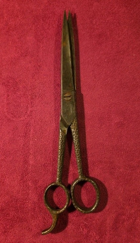 Vintage Artow Cut Co  Barber Shears  Hair Cutting Shear 7 1/4"