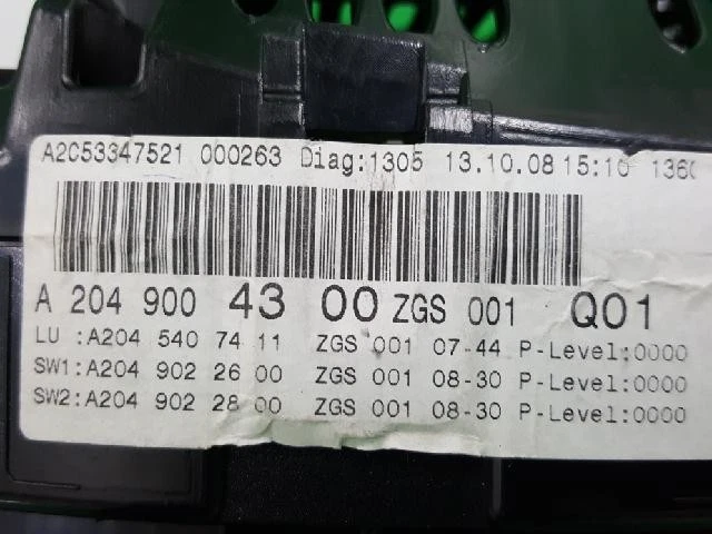 Mercedes-Benz C220 2009 CDI grupos de instrumentos A2049004300 Foto 2 de 4