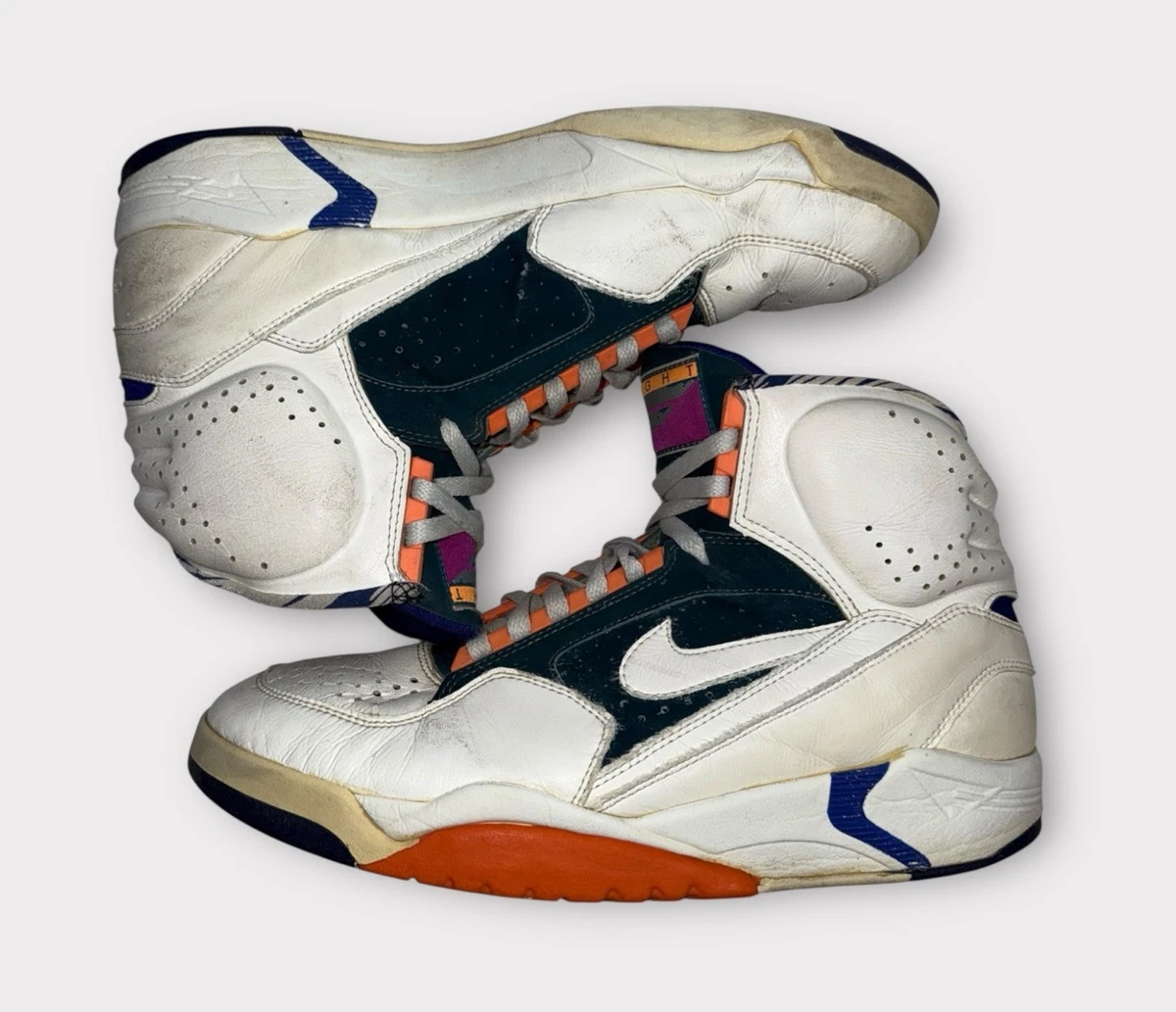 Preços baixos em Nike Multicor Calçados Vintage década de 1990
