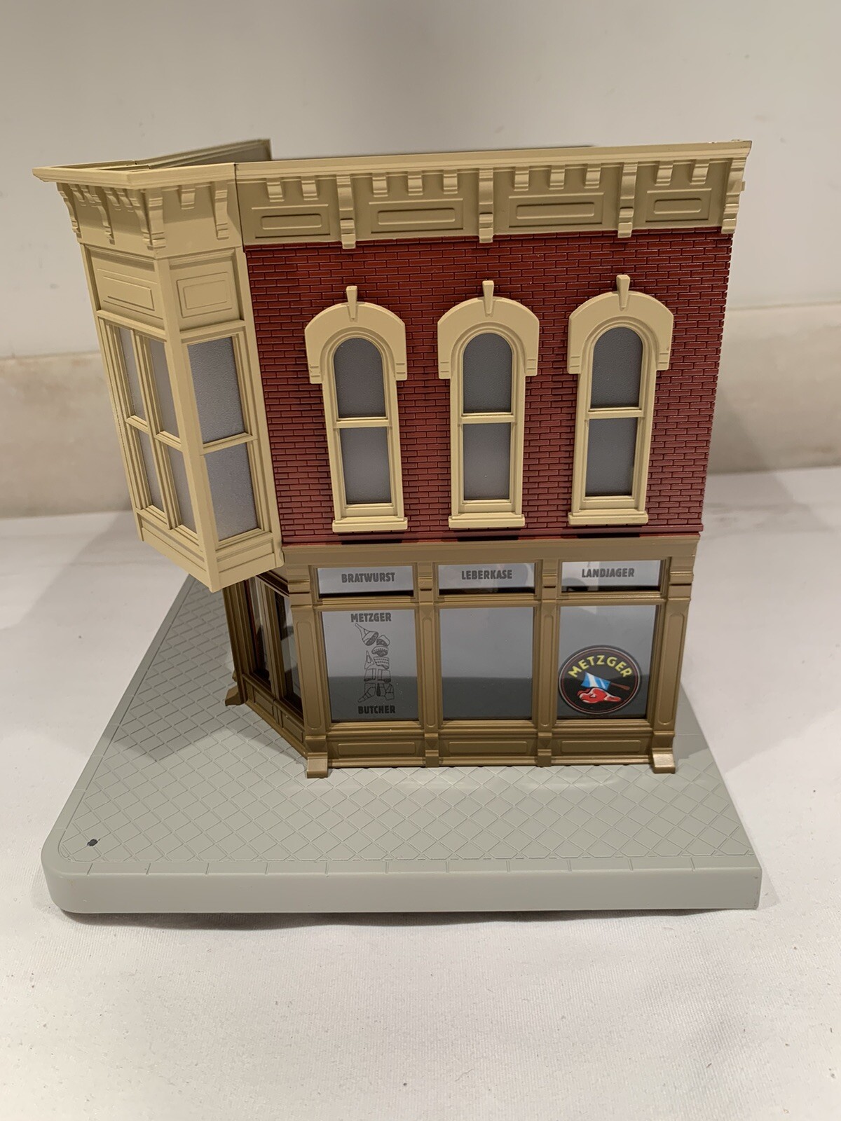 MTH RAILKING METZGER BUTCHER SHOP OPPOSITE CORNER CITY BUILDING O SCALE
