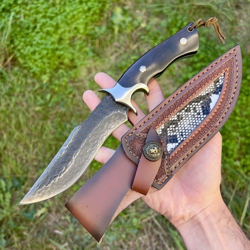 Coltello Lama Fissa Acciaio Damascato Personalizzabile Con Fodero Pelle Serpente Manico Legno - Foto 3 di 5