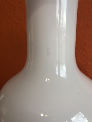 13 3/4” White & Multicolored Hand-Blown Vase High Quality Heavy Glass Ruffled - Picture 12 of 12