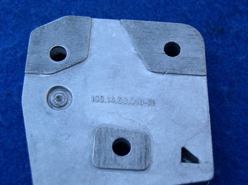Orig. Alfa Romeo Giulia Schliesskeil Tür rechts 105145301611 NOS - Picture 4 of 4