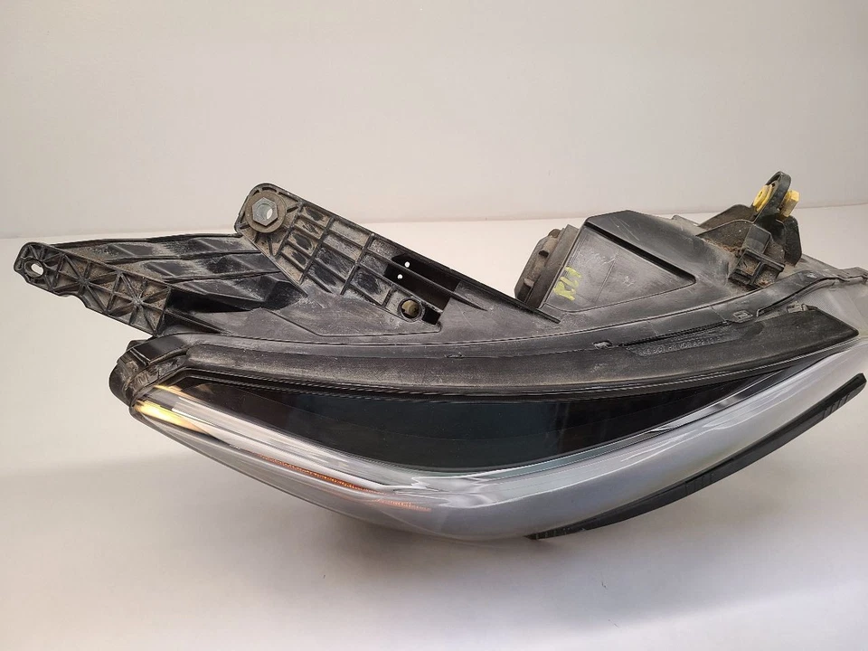 2013 2014 2015 2016 2017 CHEVROLET TRAVERSE Passenger Right Headlight - Imagem 4 de 4