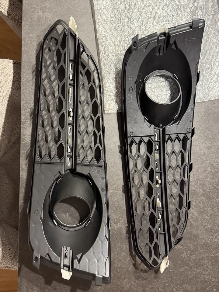 Audi S8 Luftgitter Vorne Rechts /links - Bild 3 von 3