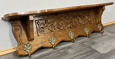 Französische Vintage Garderobe Eiche 5 Haken verziert Wandregal geschnitzt Garderobe LOT 4443