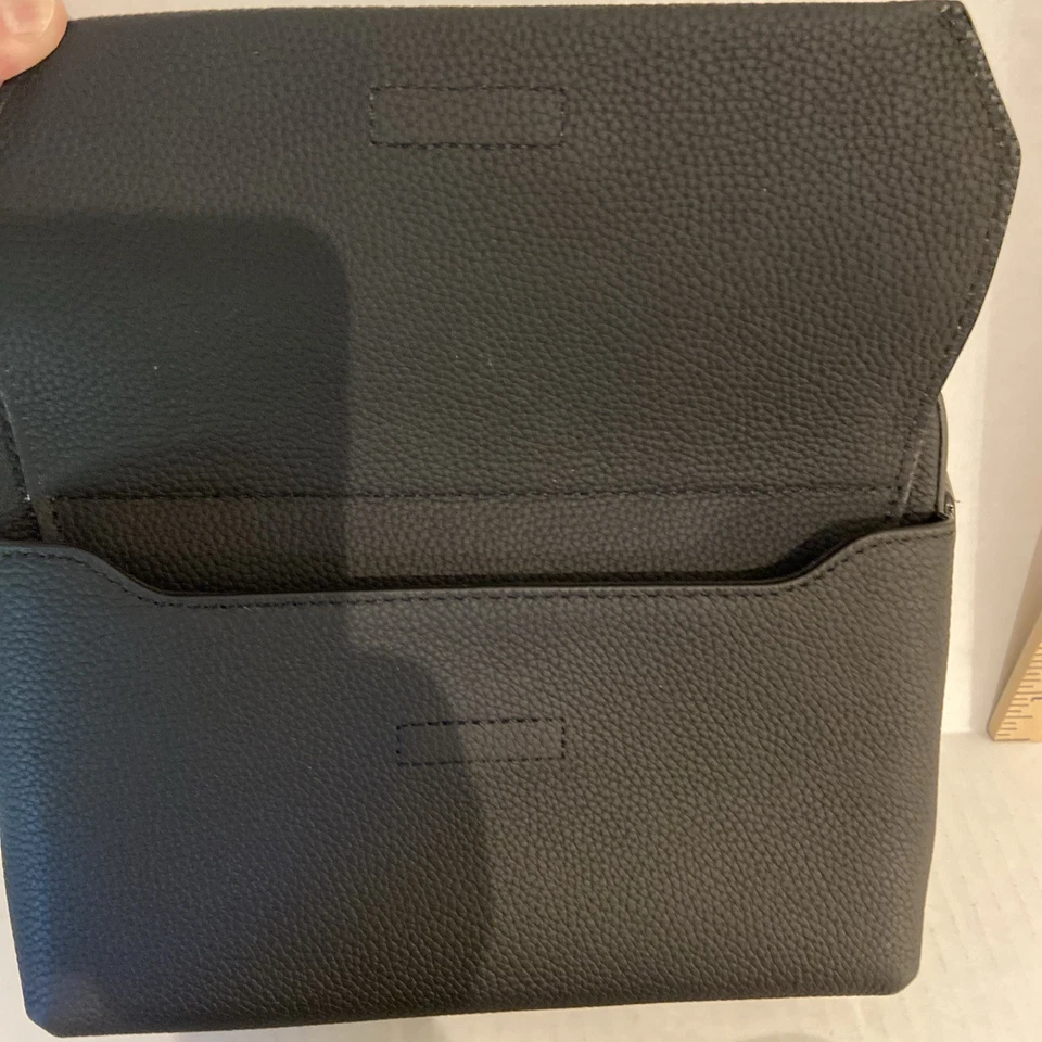 Bolso mensajero Louis Vuitton LV usado Foto 2 de 4