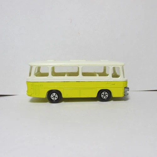 OLD DIECAST LESNEY MATCHBOX SUPERFAST NO. 12 SETRA COACH BUS MADE IN ENGLAND