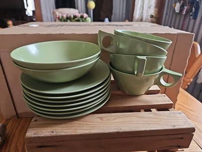 Set Vintage Texas Ware Melamac  (13 Pieces) Avacado Green