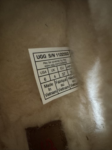 Authentic UGG Women's Tasman Red Trim Chestnut Color- New w/ Original Packaging - Picture 8 of 10