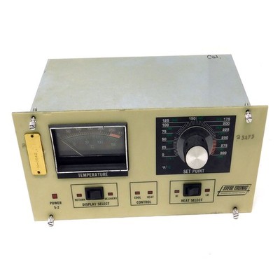 Sterlco Sterl-Tronic S-2 Analog Temperature Control Meter 0-300F Set Point AS/IS