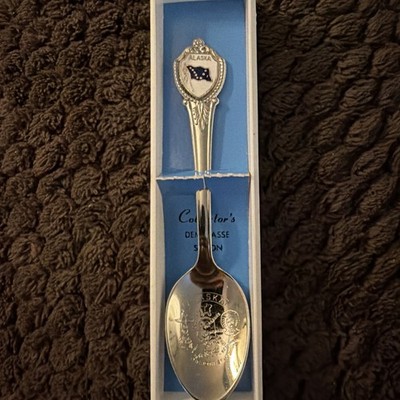 Alaska 49th State Collector Spoon Enamel Shield Scalloped 4.25  - New