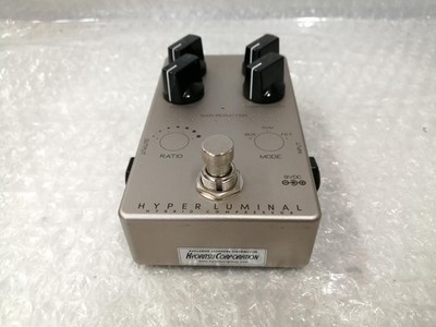 DARKGLASS ELECTRONICS HYPER LUMINAL Effektor