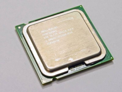 Intel Pentium 4 630 SL7Z9 CPU 3.0 GHz LGA775 Prescott core